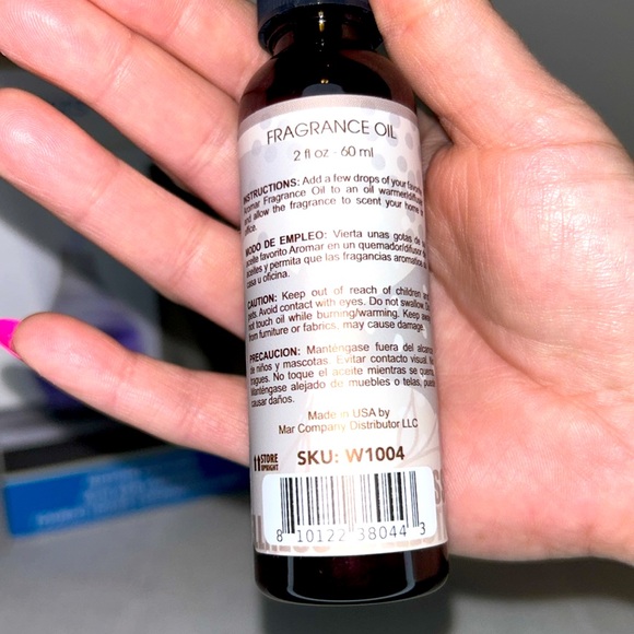 Misting Diffuser with RGB Lighting, Fragrance Oil and Dual Port Wall Charger NWT - Picture 7 of 12